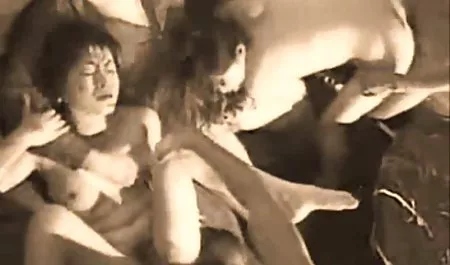 Trzy red tube sex filmy w rzędzie