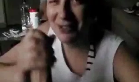 Mężczyźni wielkie cycki darmowe filmy oorno wielkie cycki piersi śmieszne piłka nożna