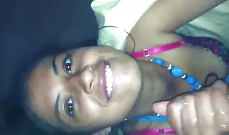 Można fimy prno bawić się z babcią babcia Agnes, siostrzenicę