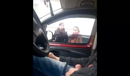 Słowa krotkie filmiki xxx UNA Мухер Caliente