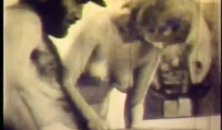 Blondynka z sex filmy xxx dużym biustem fucks twardy i szorstki