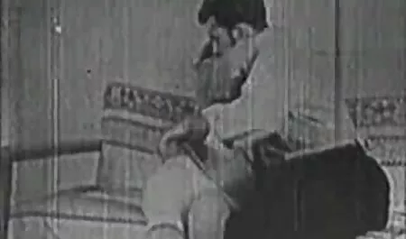 W ustach bardzo przyjemne filmiki xxl